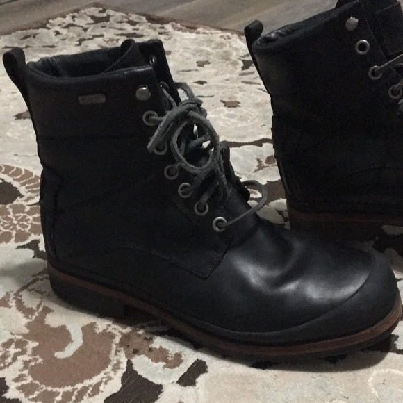 🛍HP🛍. Men’s Ugg Boots. - Picture 13 of 15